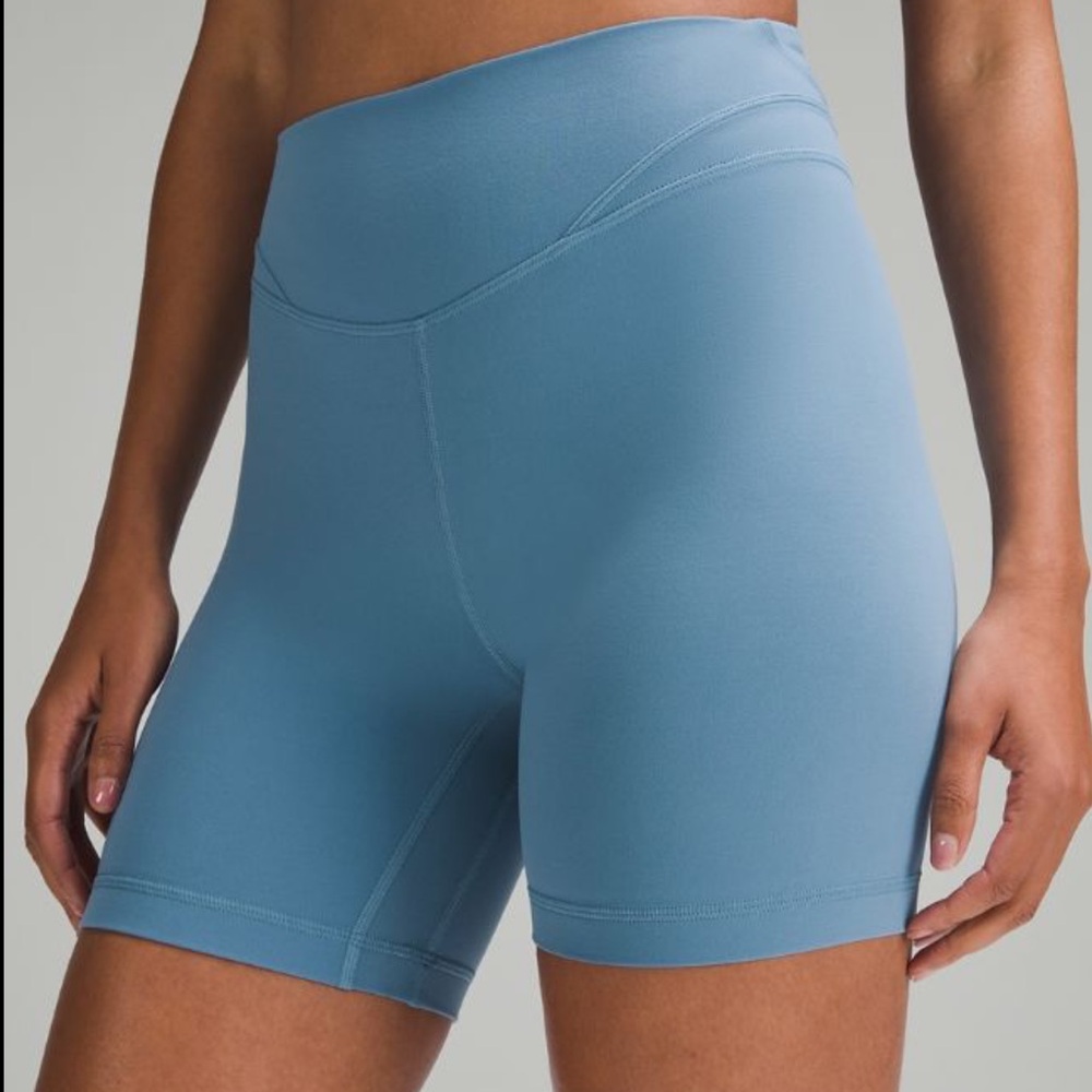 Lululemon Align shorts